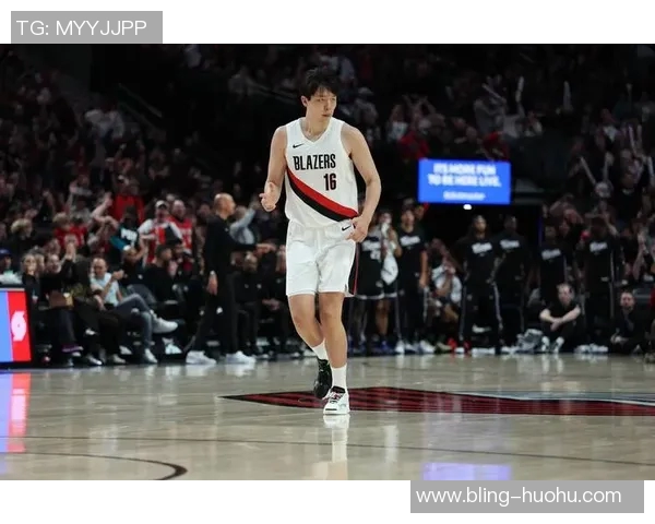 杨瀚森今日命中生涯第二记三分球成功追平姚明成就引发热议