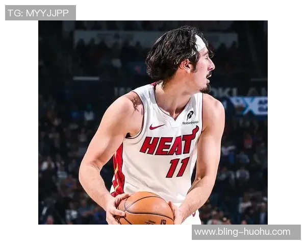 巴特勒半场表现抢眼15分钟内高效贡献8分3助攻3前场板展现杀伤力